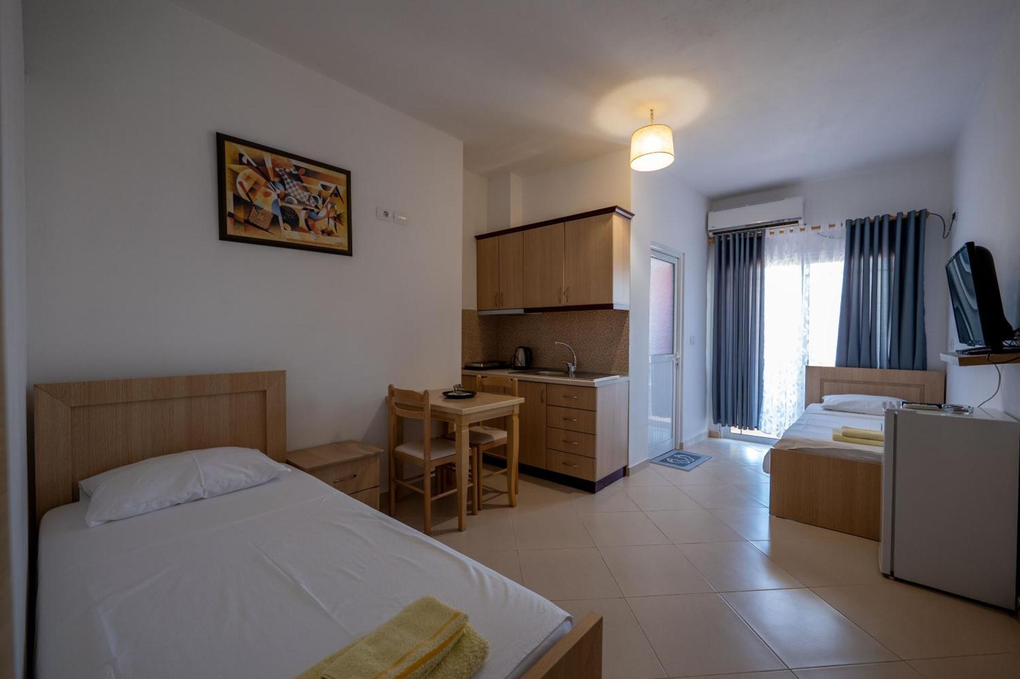 Vila Mario Ksamil Luaran gambar